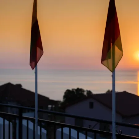 Alexiou Hotel