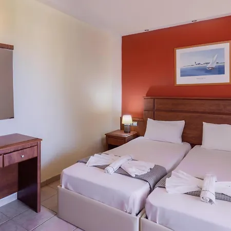 Alexiou Hotel 2*