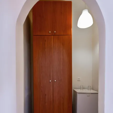 Alexiou Hotel Stómion