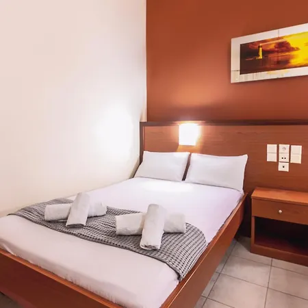 Alexiou Hotel