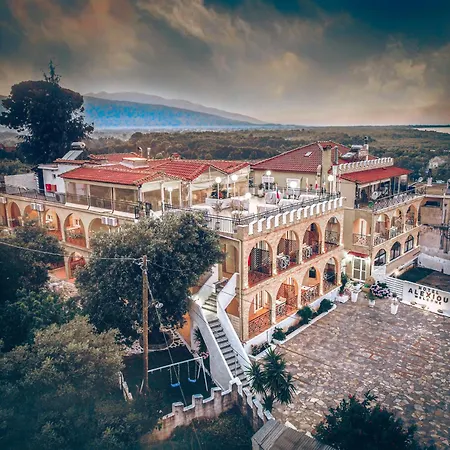 Alexiou Hotel